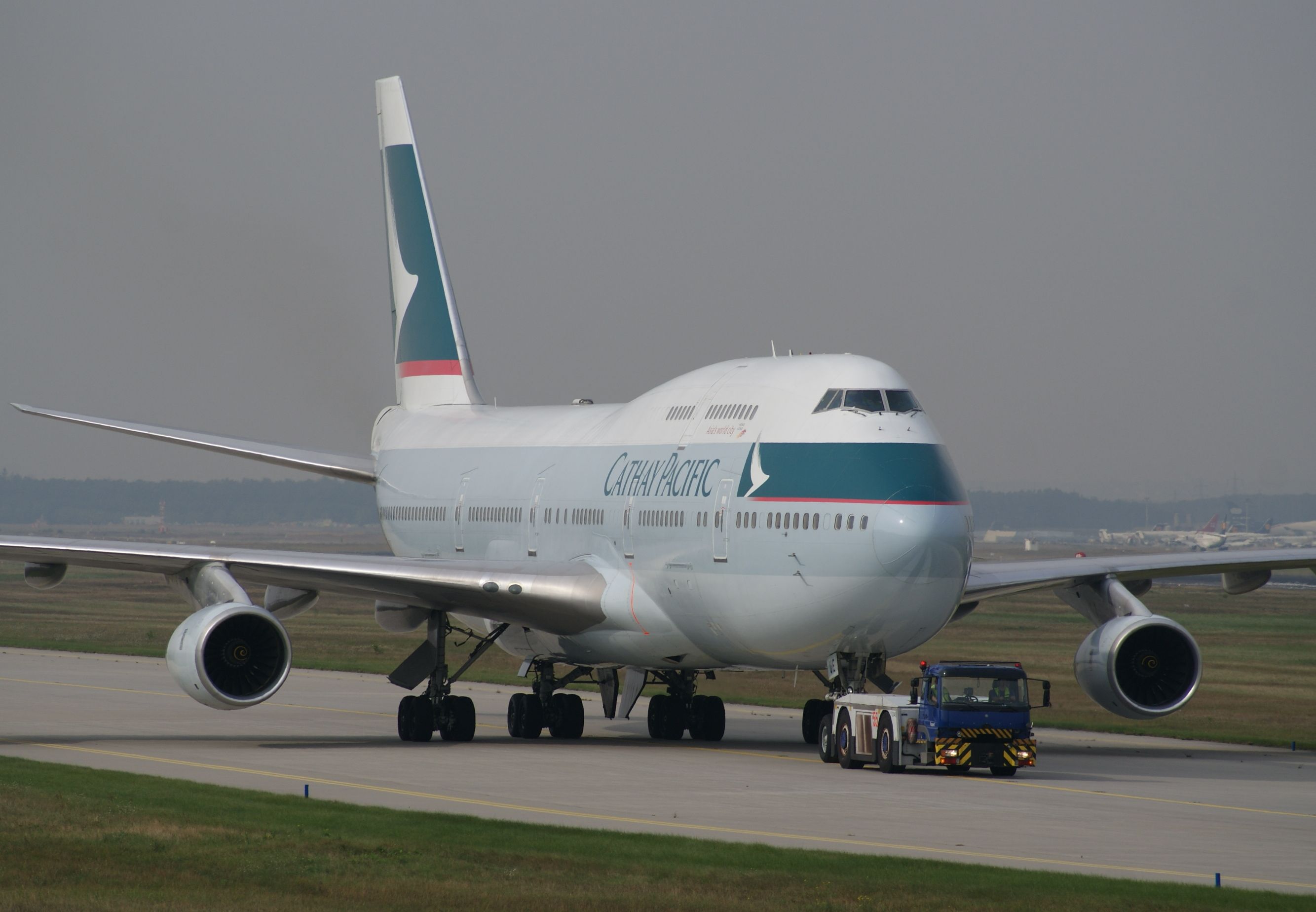 CATHAY PACIFIC BOEING 747